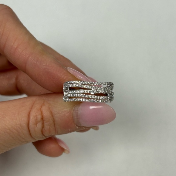 Suzy Levian White Sterling Silver White CZ 5 Row Half Band Ring NWT - Picture 2 of 6